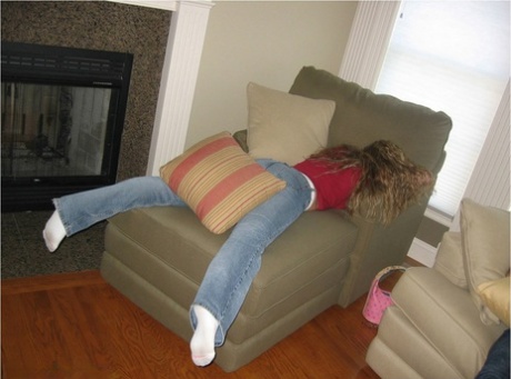 Amateur solo girl MeganQt captured around the house in candid shots 76857754